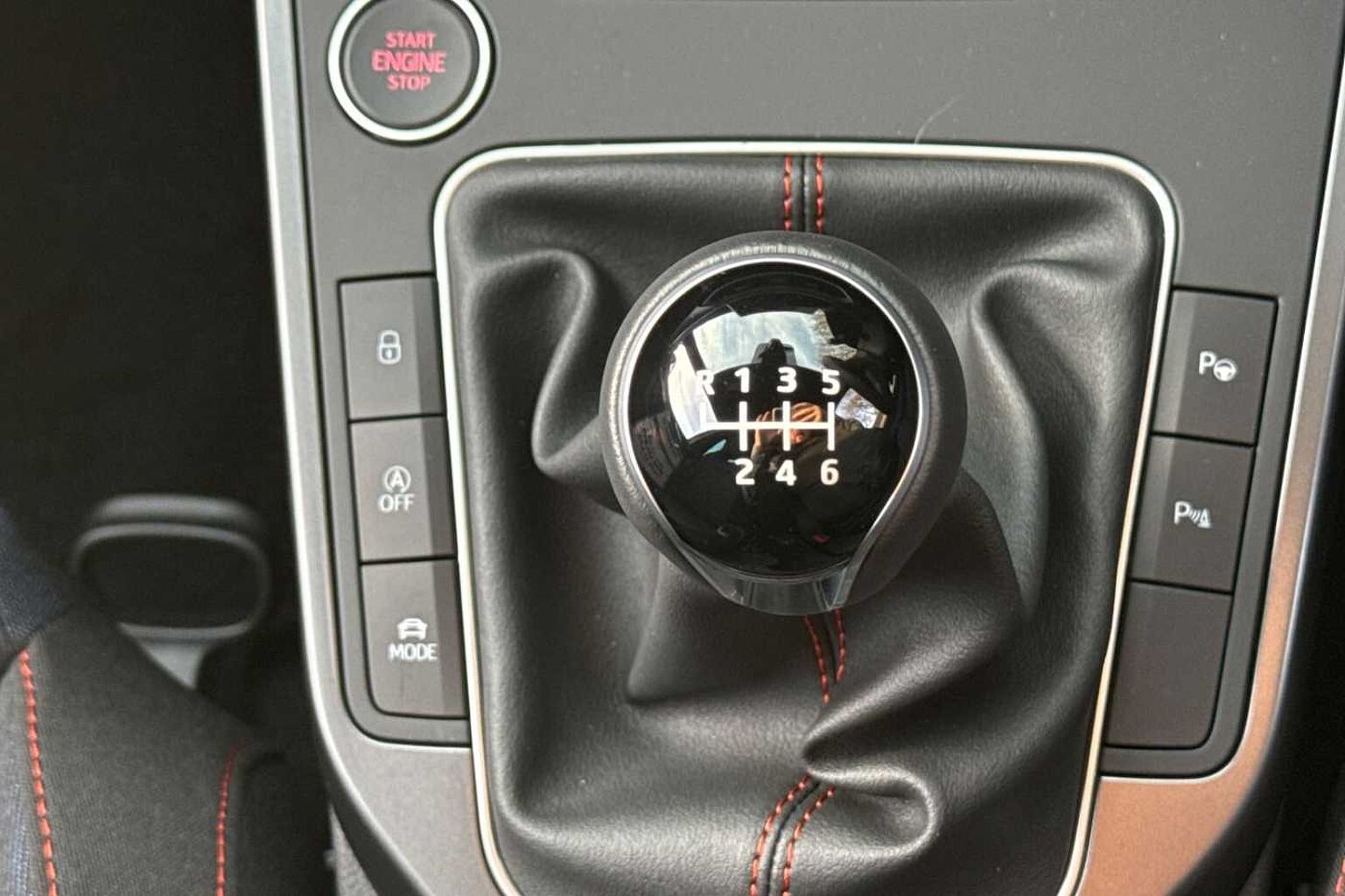 SEAT Arona 1.0 TSI 115 FR Black Edition 5dr