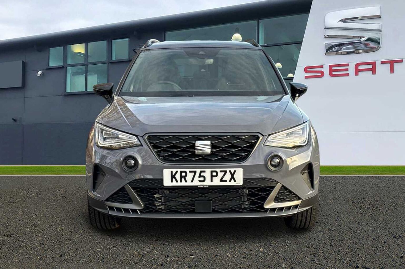 SEAT Arona 1.0 TSI 115 FR Black Edition 5dr