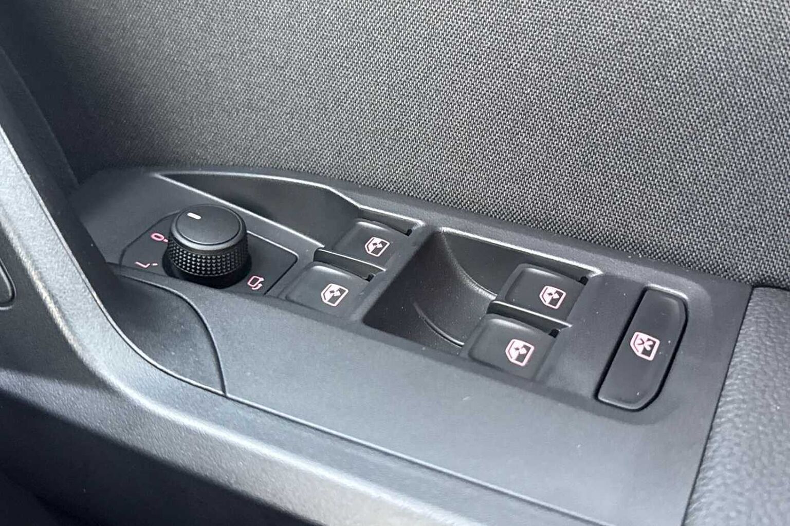 SEAT Arona 1.0 TSI 115 FR Black Edition 5dr