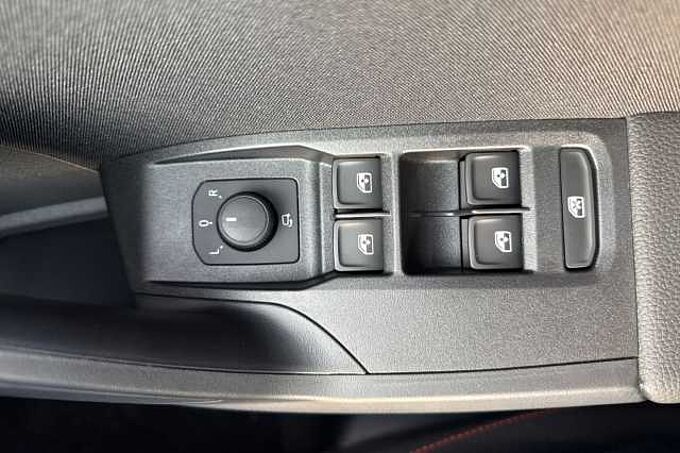 SEAT Arona 1.0 TSI 115 FR Black Edition 5dr