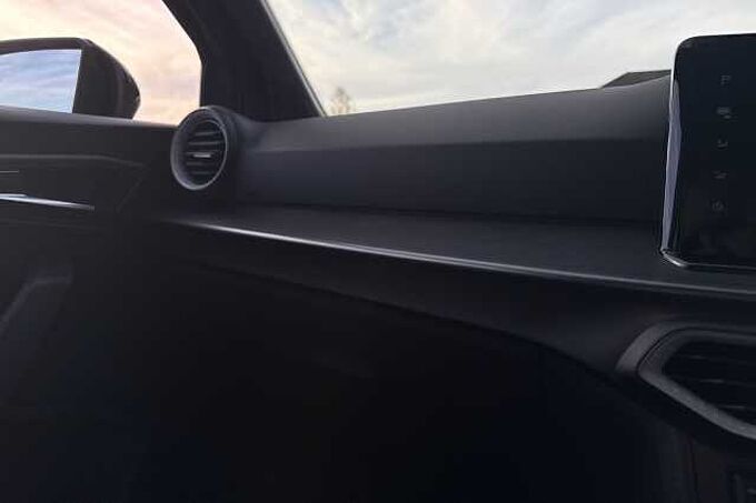 SEAT Arona 1.0 TSI 115 FR Black Edition 5dr