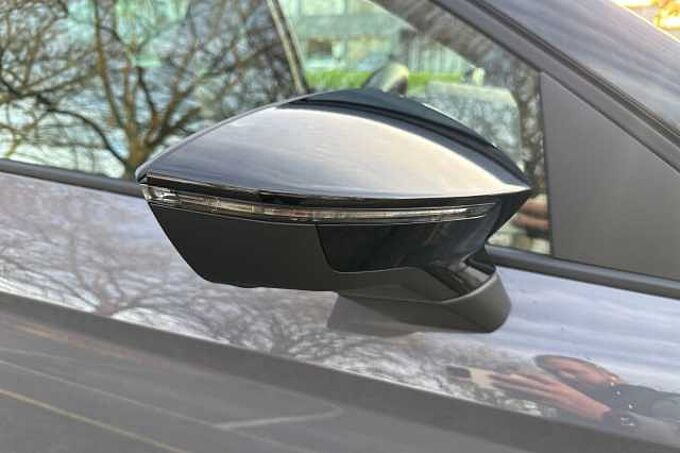 SEAT Arona 1.0 TSI 115 FR Black Edition 5dr