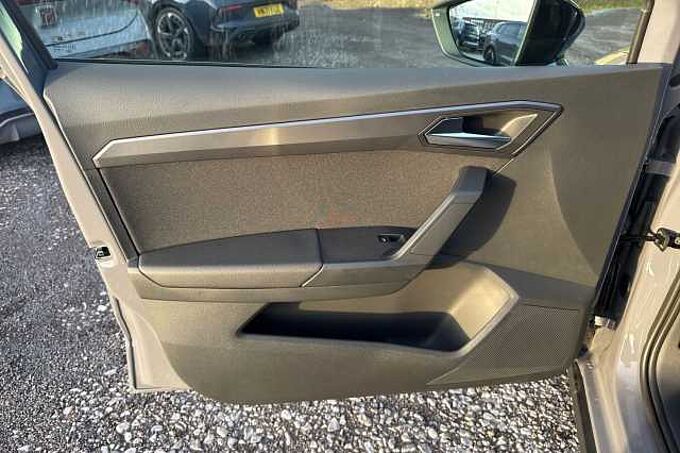 SEAT Arona 1.0 TSI 115 FR Black Edition 5dr