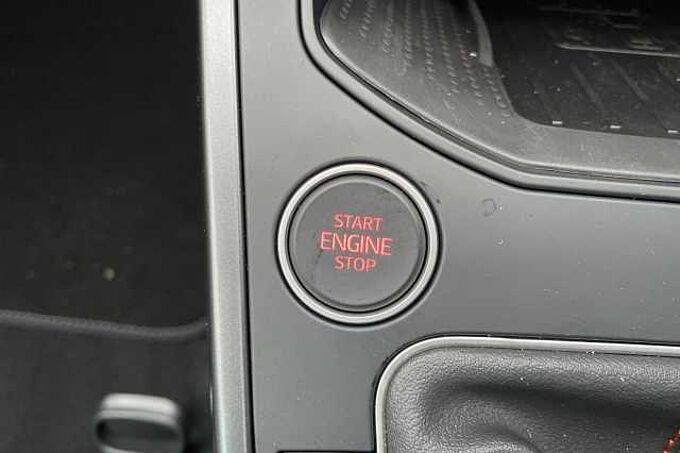 SEAT Arona 1.0 TSI 115 FR Black Edition 5dr