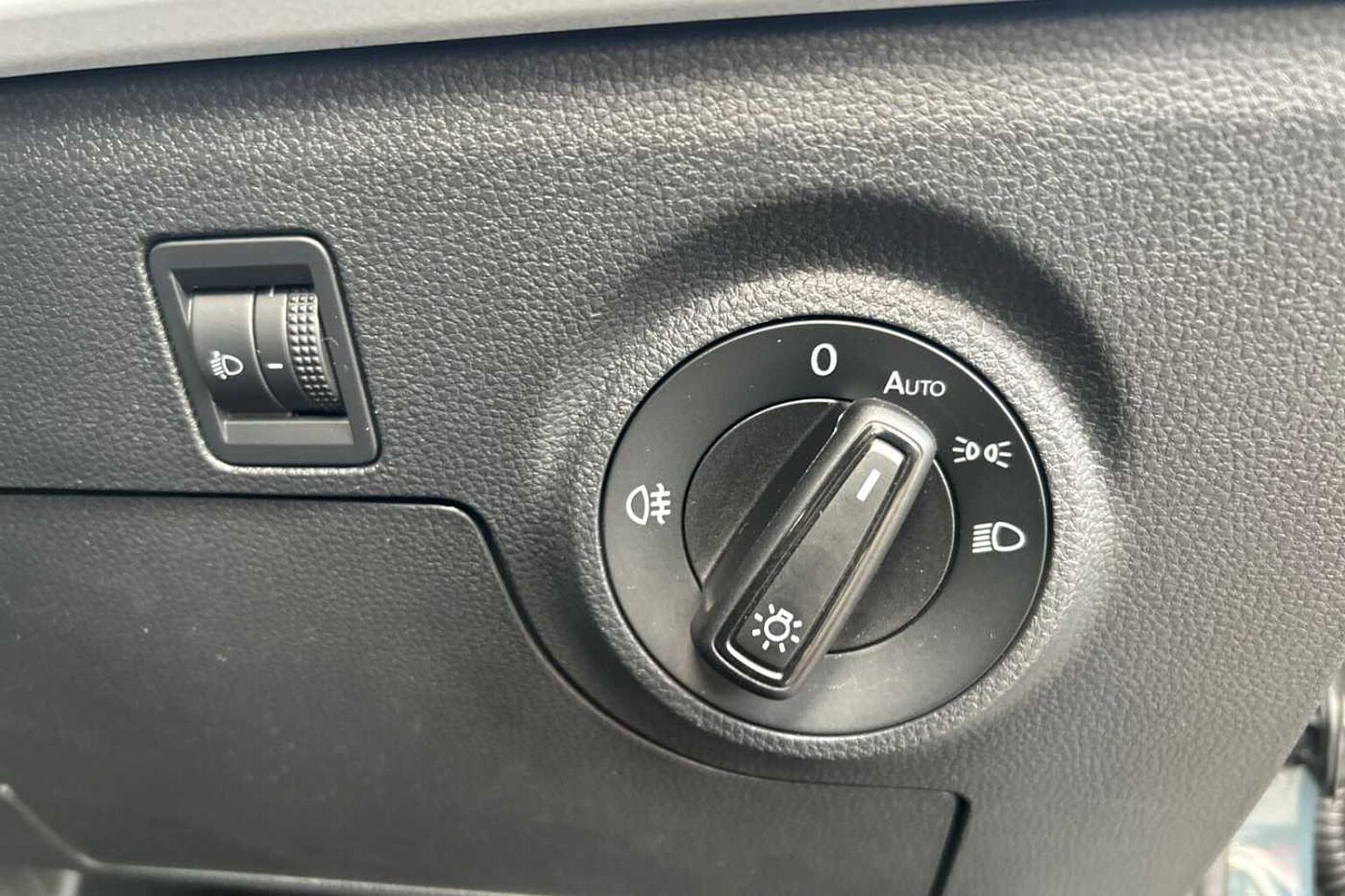 SEAT Arona SE Technology