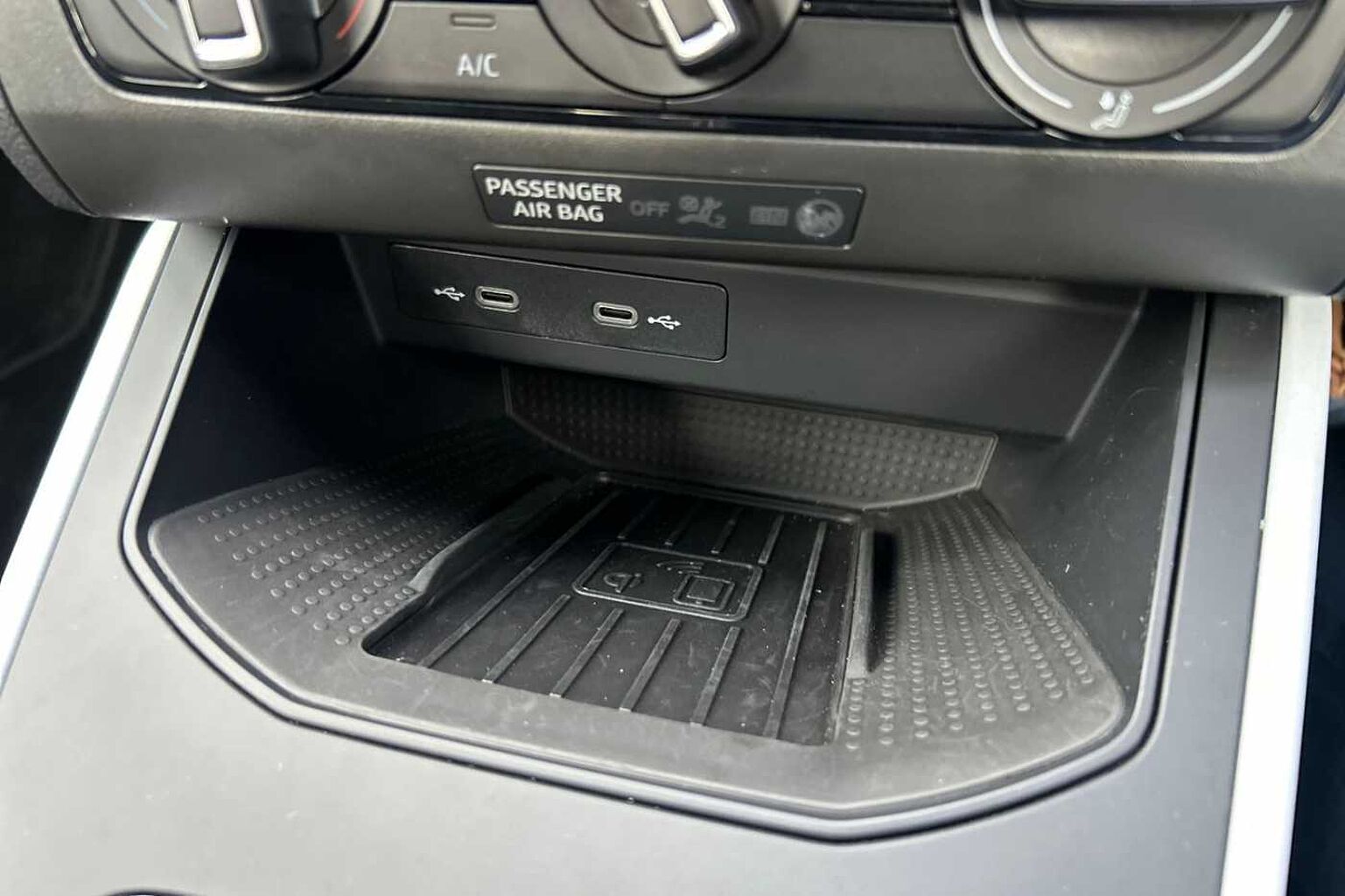 SEAT Arona SE Technology