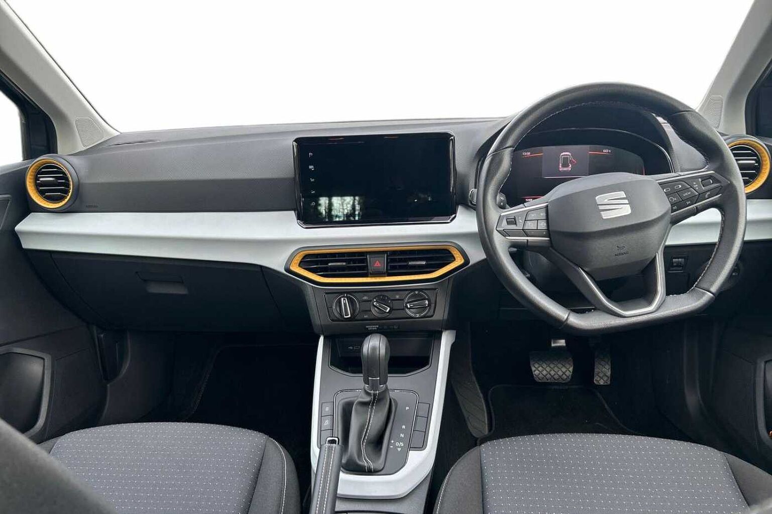 SEAT Arona SE Technology