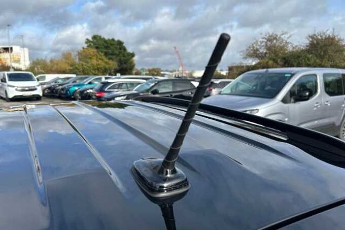 SEAT Arona SE Technology