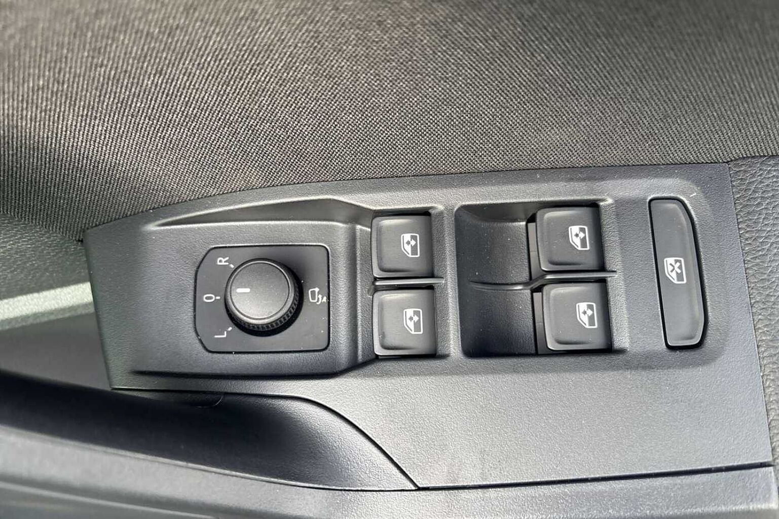 SEAT Arona 1.0 TSI 115 FR Black Edition 5dr